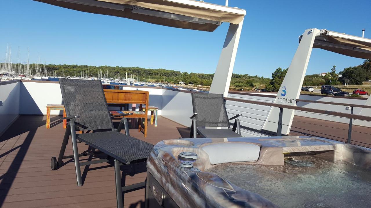 Hotel House Boat - Floating House Sofia Pula Exterior foto