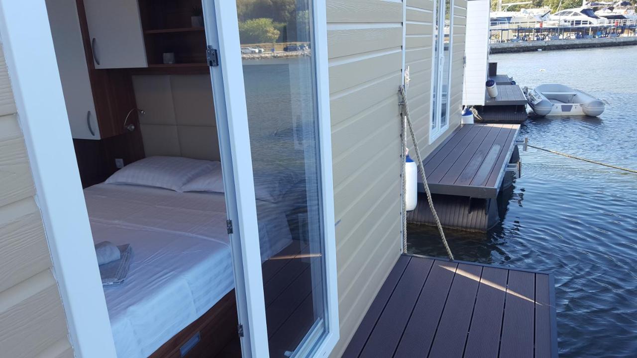 Hotel House Boat - Floating House Sofia Pula Exterior foto